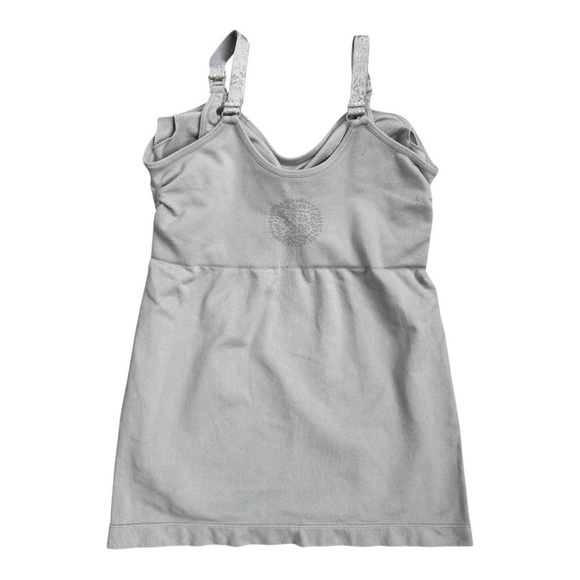Kindred Bravely Gray Women's Maternity breastfeeding  tank Top sz M, 017 - Picture 2 of 3